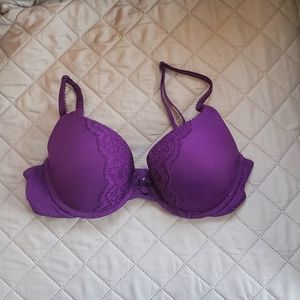 Victorias Secret 34c pushup bra